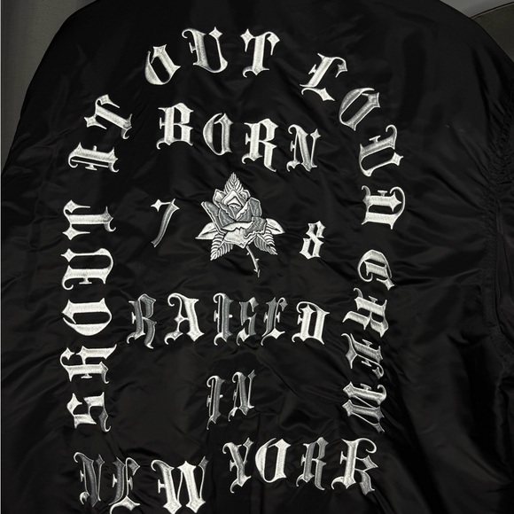 NWT H&M Man NEW YORK Bomber Jacket Embroidery Embroidered Size L Large - Picture 10 of 10